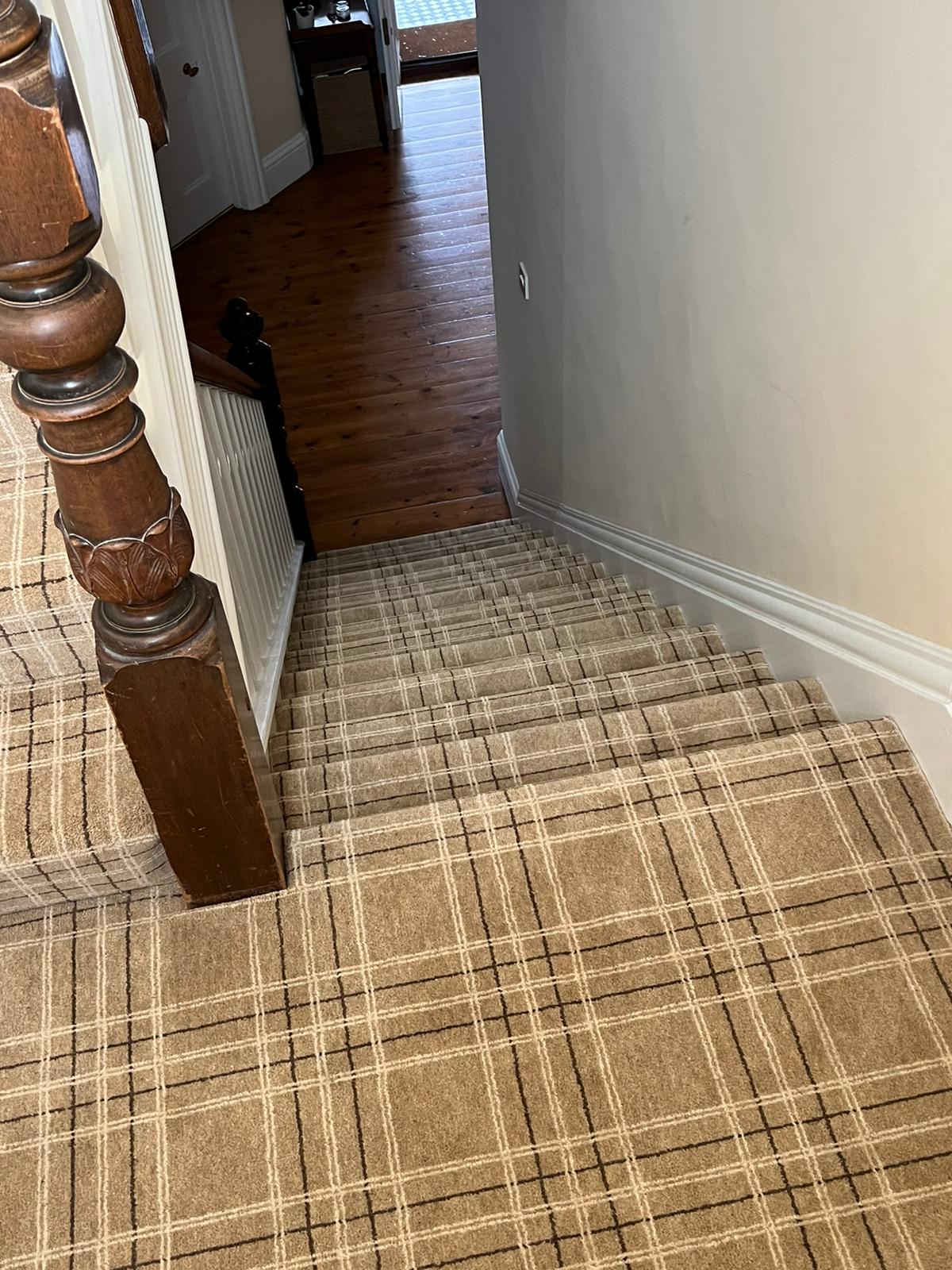 avonvale-carpets-bath-flooring-gaskell-hugh-mackay-fast-track-bespoke-carpet-strairs-bath